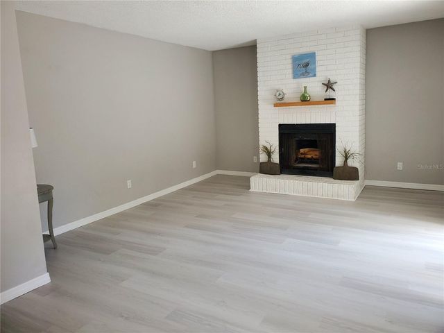 107 SPRINGWOOD SQUARE, Port Orange, FL 32129