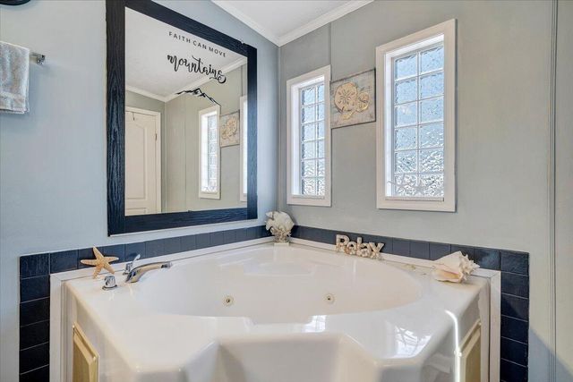 506 Spinnaker WAY, Moneta, VA 24121