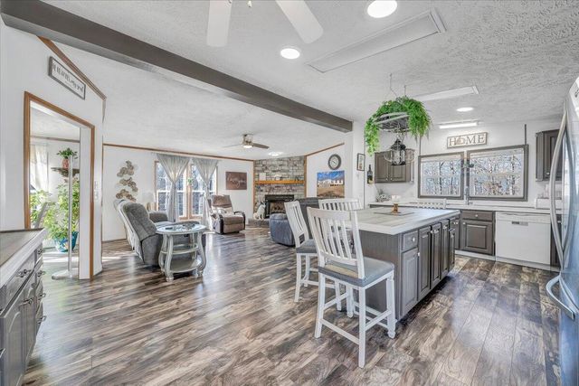 506 Spinnaker WAY, Moneta, VA 24121