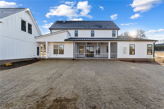 63 Carr Road, Piedmont, SC 29673