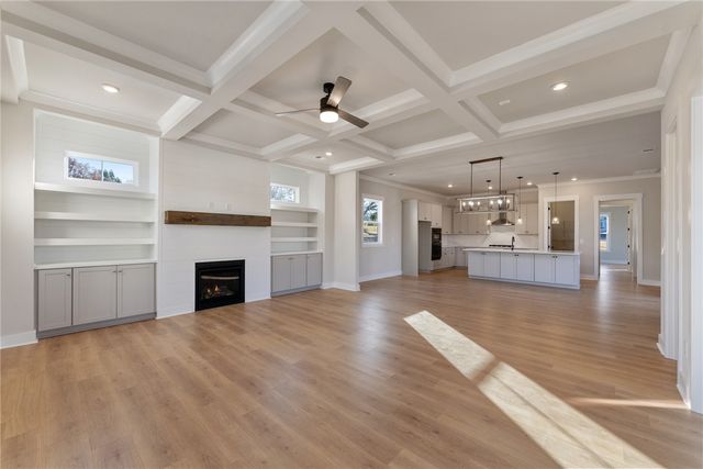 63 Carr Road, Piedmont, SC 29673