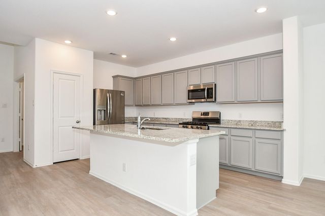 5240 Pine Pass Drive, Rosenberg, TX 77469