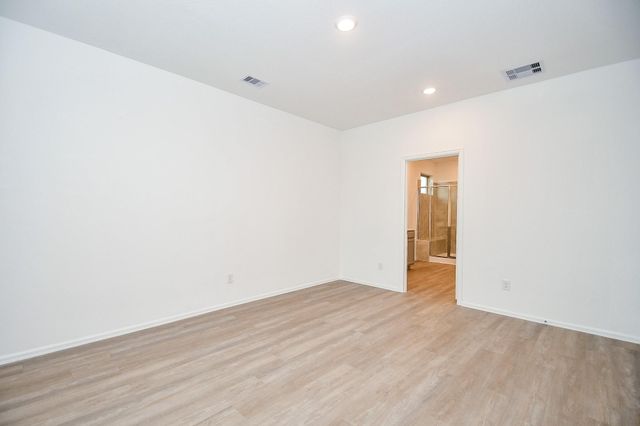 5240 Pine Pass Drive, Rosenberg, TX 77469