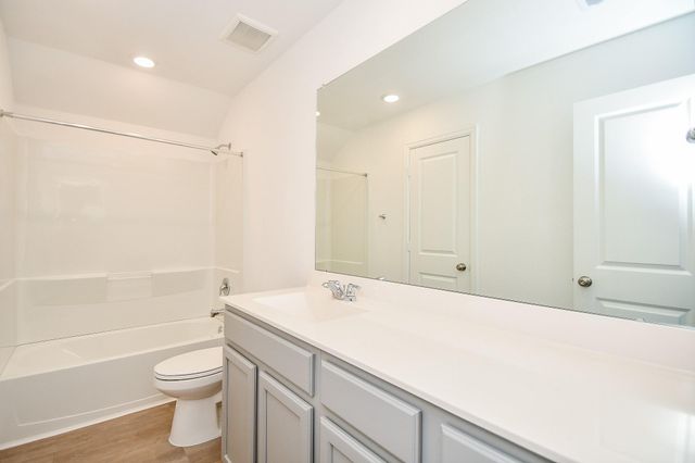 5240 Pine Pass Drive, Rosenberg, TX 77469