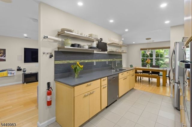 40 Roxbury Ct G, Montgomery Twp., NJ 08540