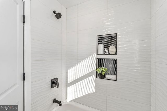 4 HAMILTON LN, Willingboro, NJ 08046