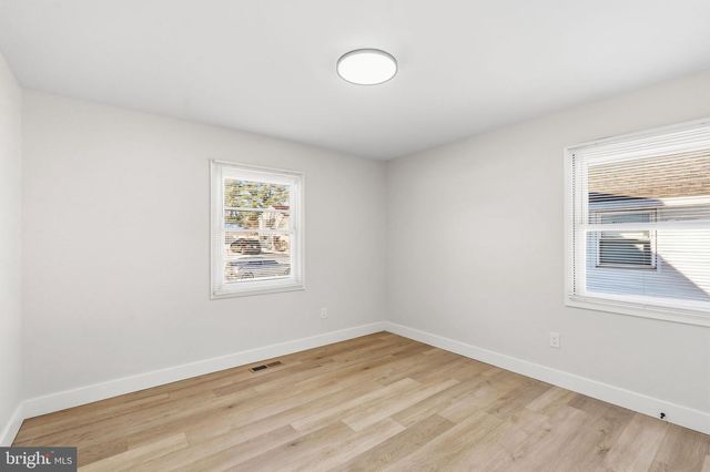 4 HAMILTON LN, Willingboro, NJ 08046