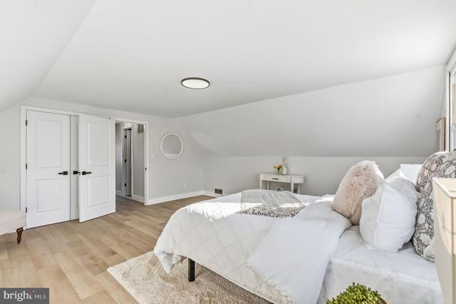 4 HAMILTON LN, Willingboro, NJ 08046