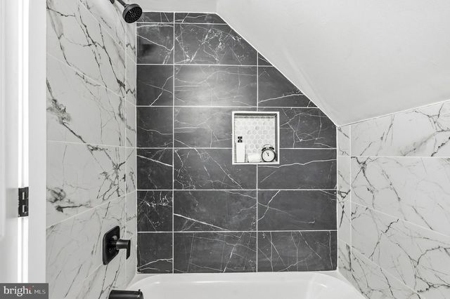 4 HAMILTON LN, Willingboro, NJ 08046