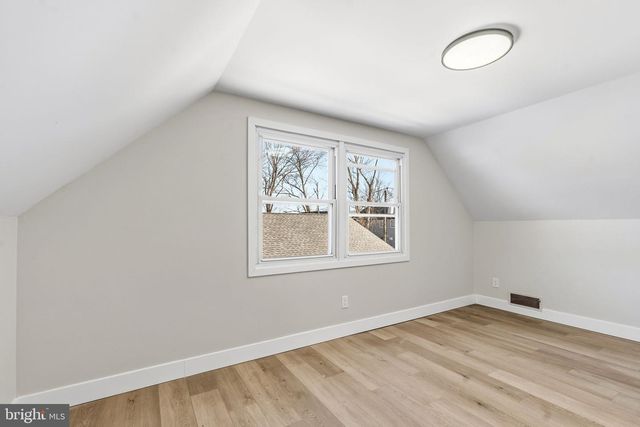 4 HAMILTON LN, Willingboro, NJ 08046