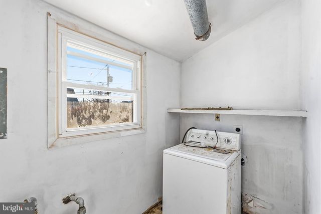 4 HAMILTON LN, Willingboro, NJ 08046