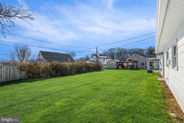 4 HAMILTON LN, Willingboro, NJ 08046