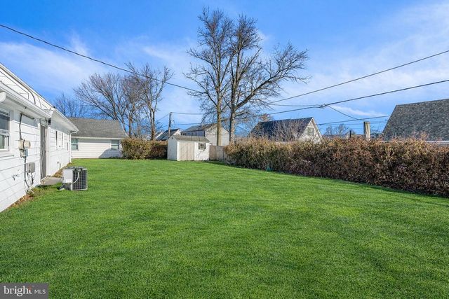 4 HAMILTON LN, Willingboro, NJ 08046