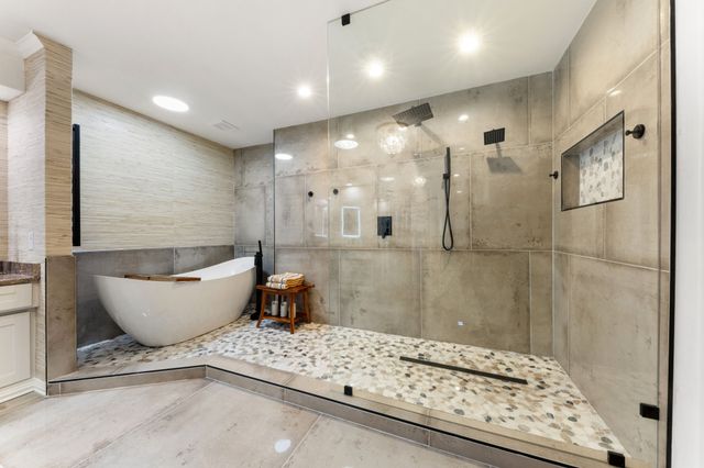 16140 Chalfont Circle, Dallas, TX 75248