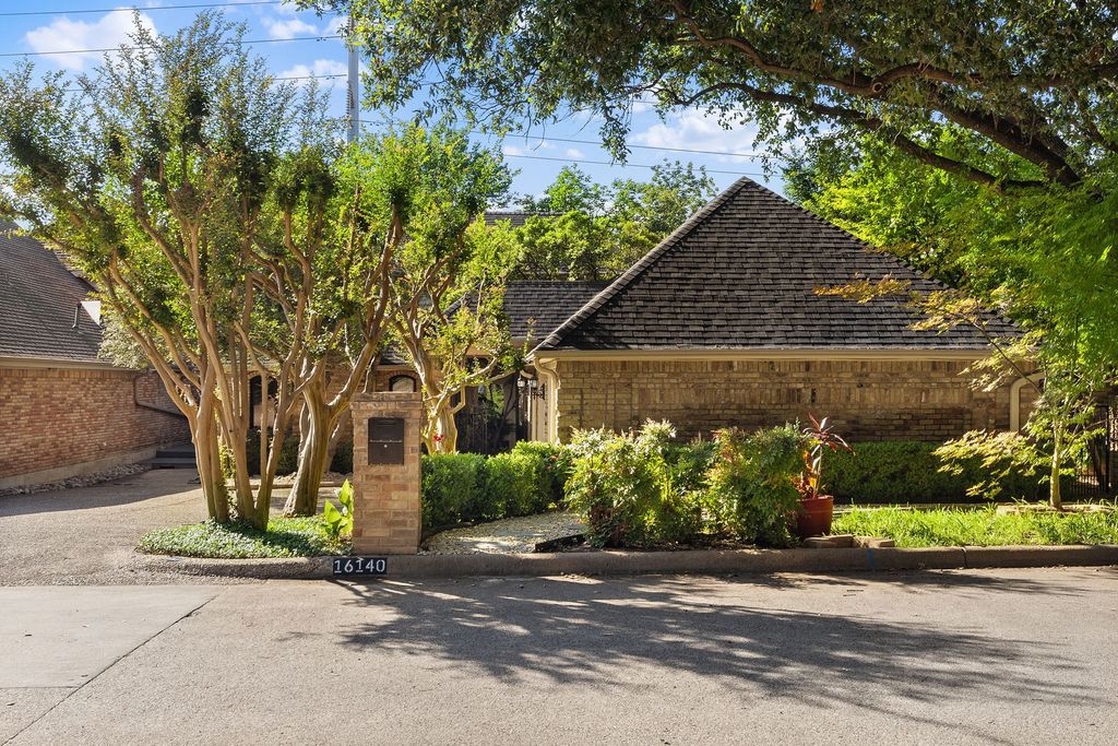 16140 Chalfont Circle, Dallas, TX 75248