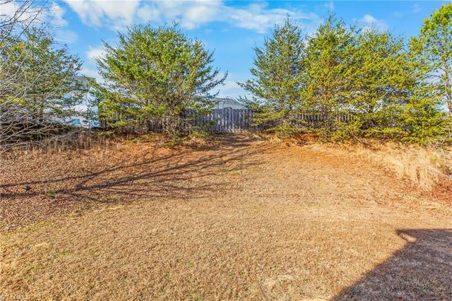 4224 Piedmont Farms Way, Winston-salem, NC 27107