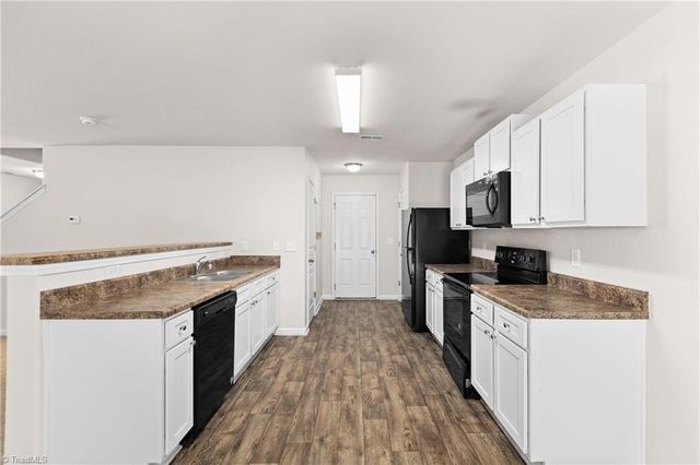 4224 Piedmont Farms Way, Winston-salem, NC 27107