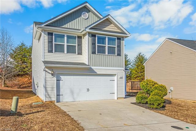 4224 Piedmont Farms Way, Winston-salem, NC 27107