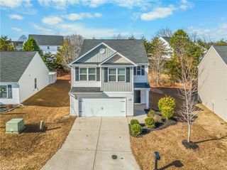 4224 Piedmont Farms Way, Winston-salem, NC 27107