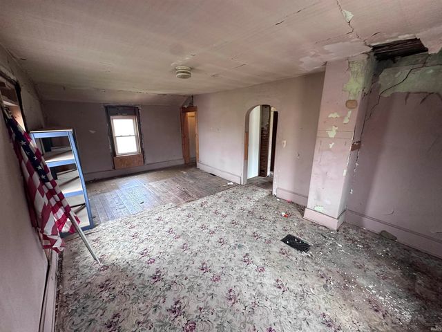 12456 W Windsor Road, Parker City, IN 47368