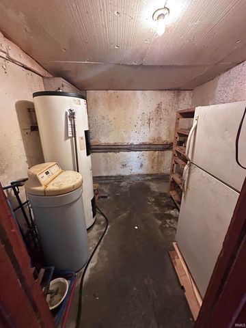 12456 W Windsor Road, Parker City, IN 47368