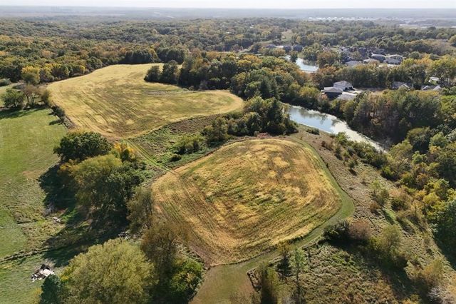 5917 SE 6th Avenue, Pleasant Hill, IA 50327