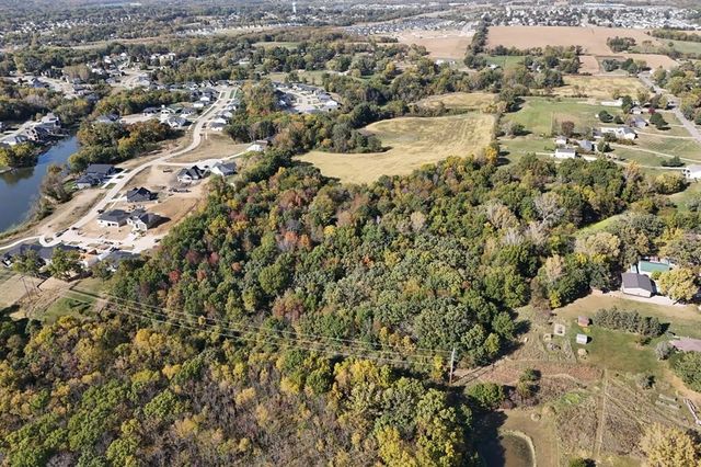 5917 SE 6th Avenue, Pleasant Hill, IA 50327