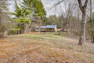 135 Earl Williams Road, Elizabethton, TN 37643