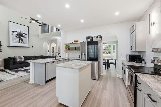 8528 Falling Leaf Lane, North Charleston, SC 29420