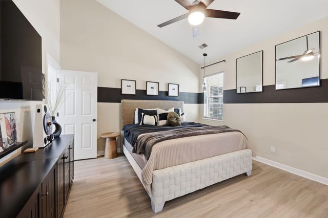 8528 Falling Leaf Lane, North Charleston, SC 29420
