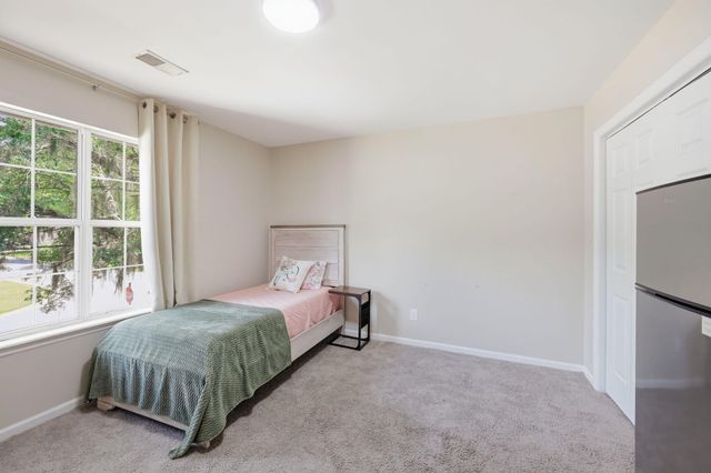 8528 Falling Leaf Lane, North Charleston, SC 29420