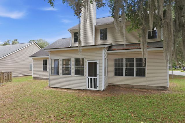 8528 Falling Leaf Lane, North Charleston, SC 29420