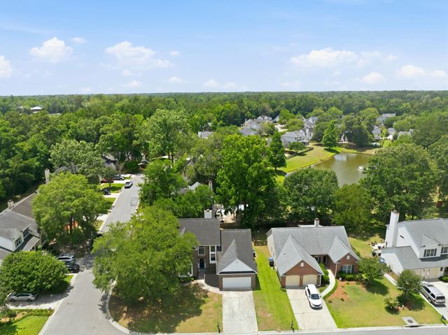 8528 Falling Leaf Lane, North Charleston, SC 29420