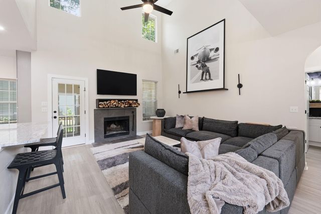 8528 Falling Leaf Lane, North Charleston, SC 29420