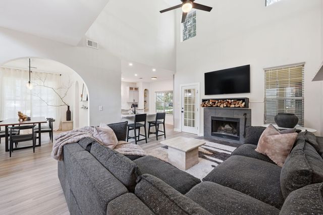 8528 Falling Leaf Lane, North Charleston, SC 29420