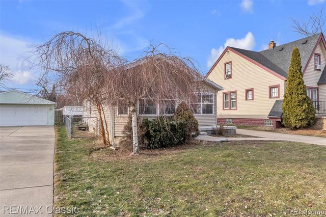 17709 Hanna Street, Melvindale, MI 48122