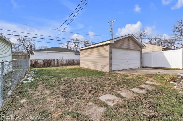 17709 Hanna Street, Melvindale, MI 48122