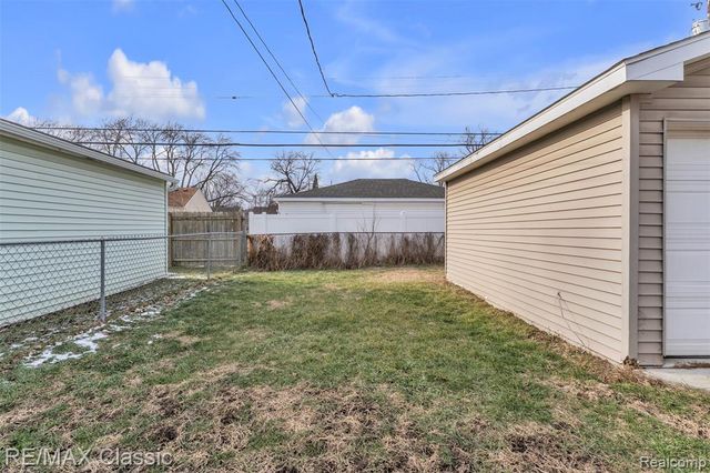 17709 Hanna Street, Melvindale, MI 48122