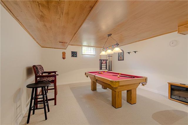 13636 W 75 Place, Lenexa, KS 66216