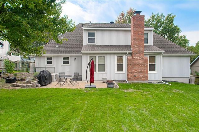 13636 W 75 Place, Lenexa, KS 66216