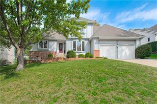 13636 W 75 Place, Lenexa, KS 66216