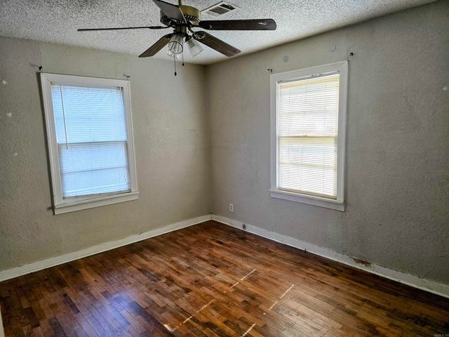 1507 Highland, Malvern, AR 72104