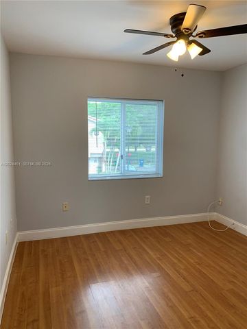 143 Riviera Cir 143, Weston, FL 33326