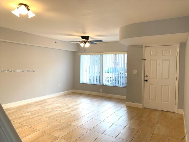 143 Riviera Cir 143, Weston, FL 33326