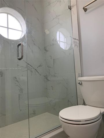 143 Riviera Cir 143, Weston, FL 33326