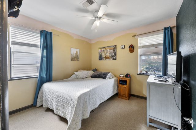 520 Hillside Drive, Sherman, TX 75090