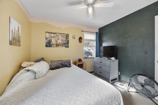 520 Hillside Drive, Sherman, TX 75090