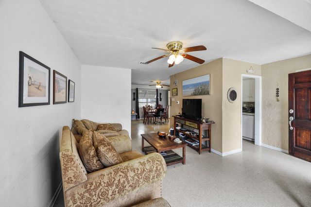 520 Hillside Drive, Sherman, TX 75090