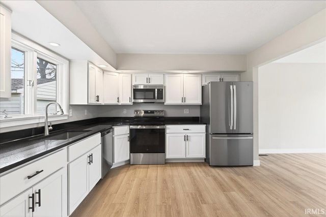 2413 Crestview Court, Lafayette, IN 47909