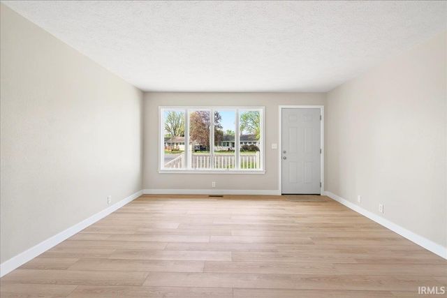 2413 Crestview Court, Lafayette, IN 47909